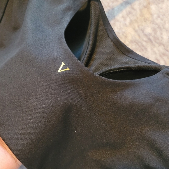 VICTORIA'S SECRET Allegro black running yoga athletic sports bra top, size 34DD - Picture 4 of 7